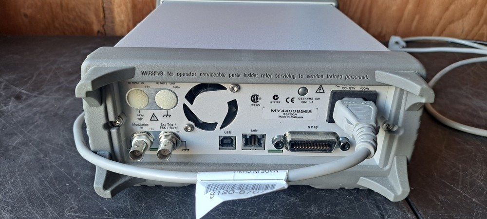 Agilent Keysight 33220A 20MHz Function Waveform Generator
