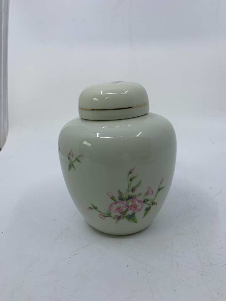 WHITE SMALL GINGER JAR W/ PINK FLOWERS.