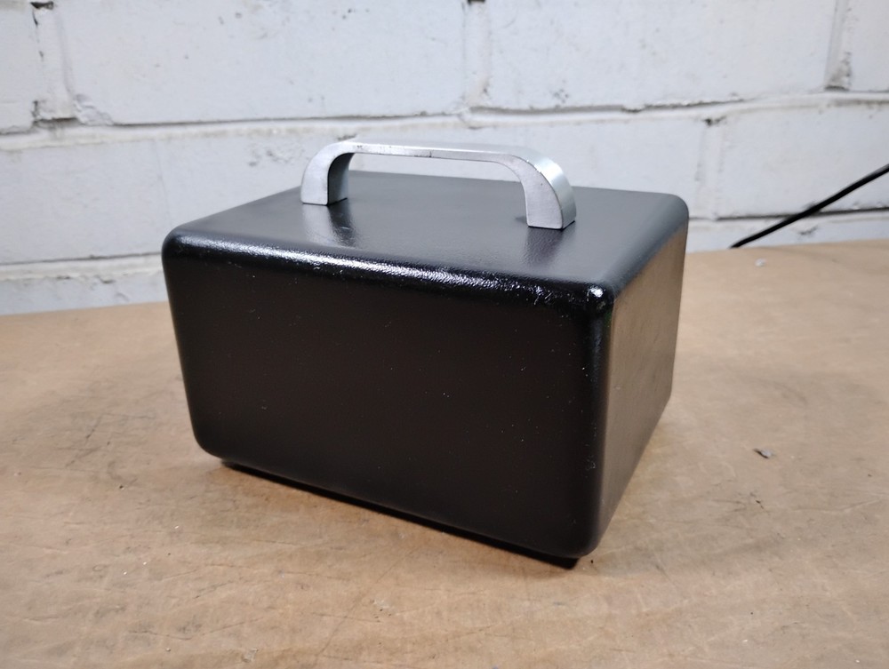 Kinemetrics FC-1 Field Calibrator