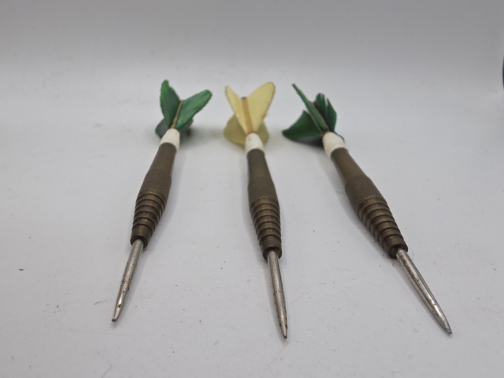 Vintage Unicorn Feather Darts With Case