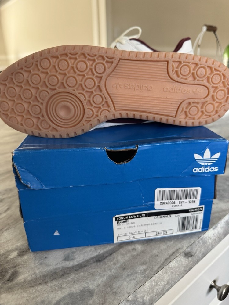 Adidas Forum Low Women’s US size 8