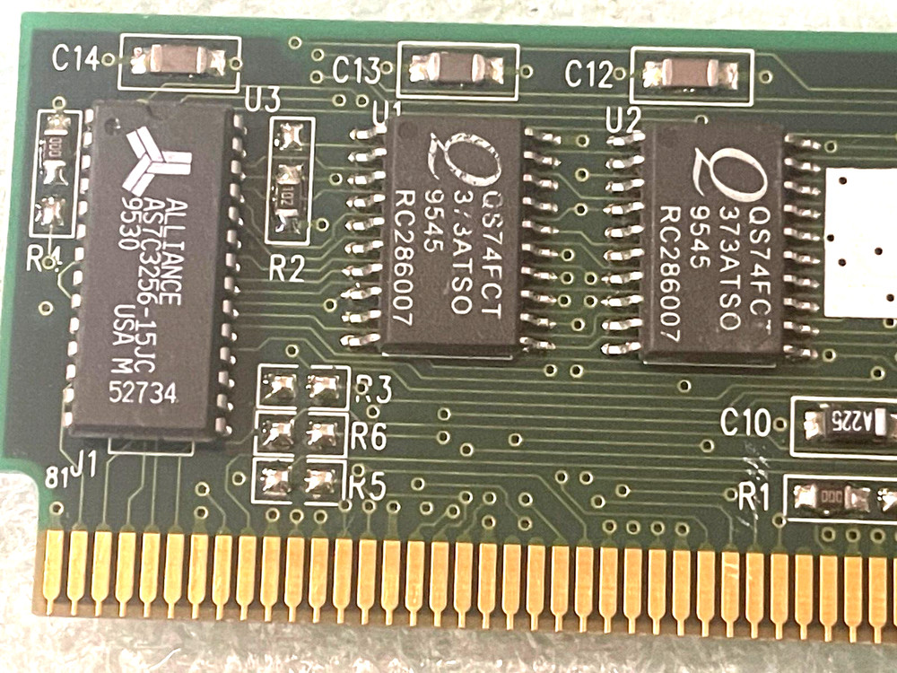 PULLS 256K 9 CHIP ALLIANCE AS7C3256-15JC SYNC CACHE MODULE RM2-CMP54-4