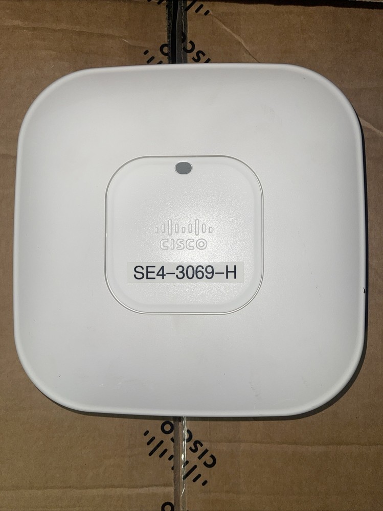 Cisco WiFi 3600 Series Access Point  with bracket