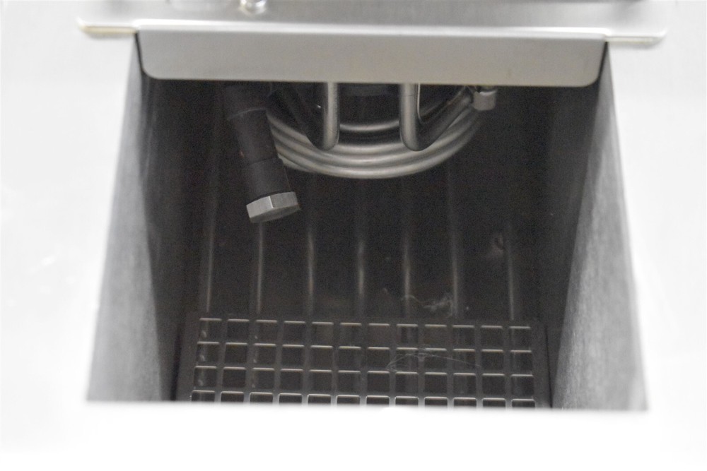 Thermo Scientific Haake A10 Circulator & Chiller with SC100 Controller 115VAC