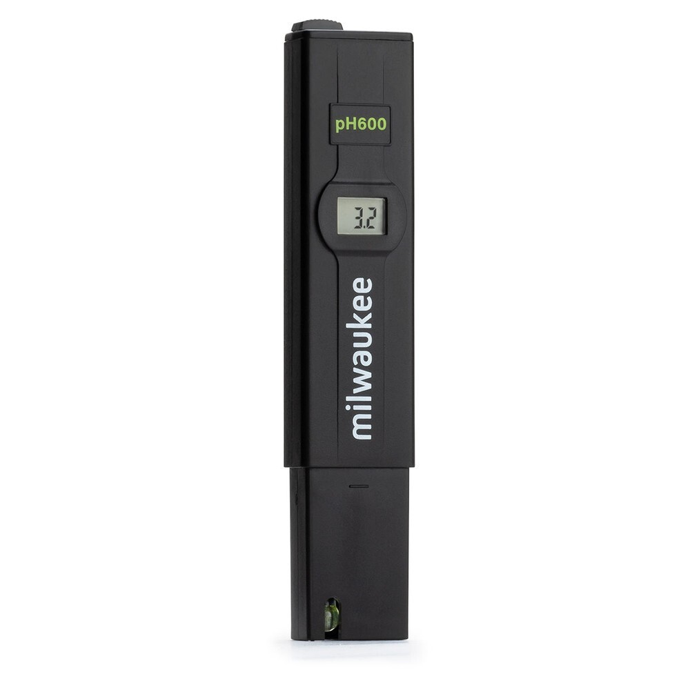 Milwaukee Instruments pH600 Digital pH PenFast, accurate results with LCD