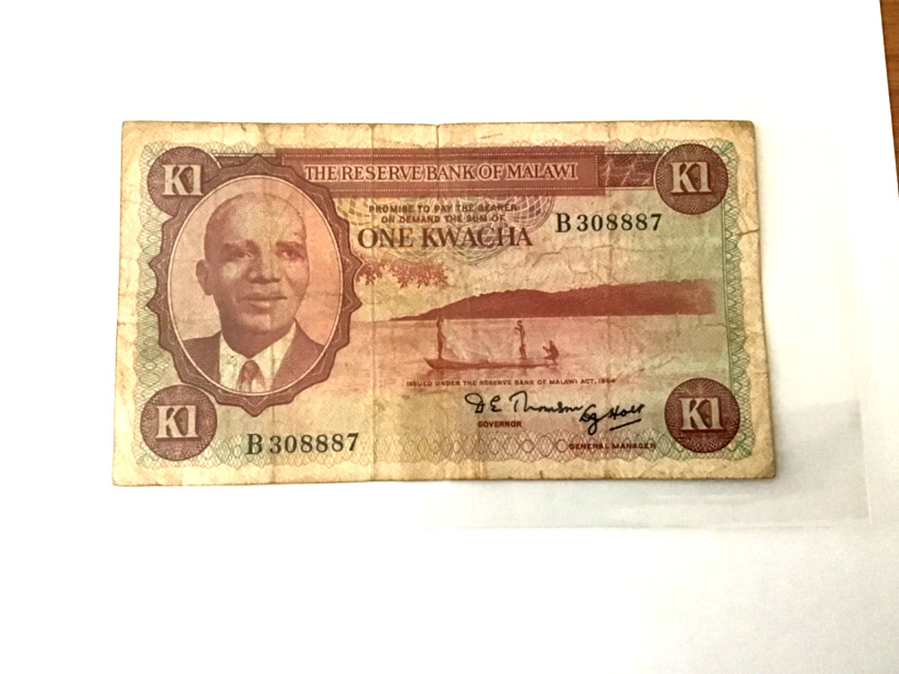 RARE 1964 MALAWI  1 KWACHA NOTE.