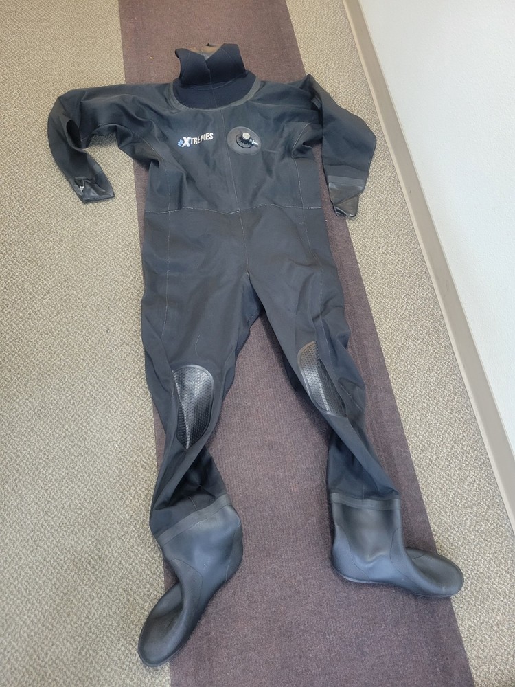 Dacor Flyt Xtremes Drysuit