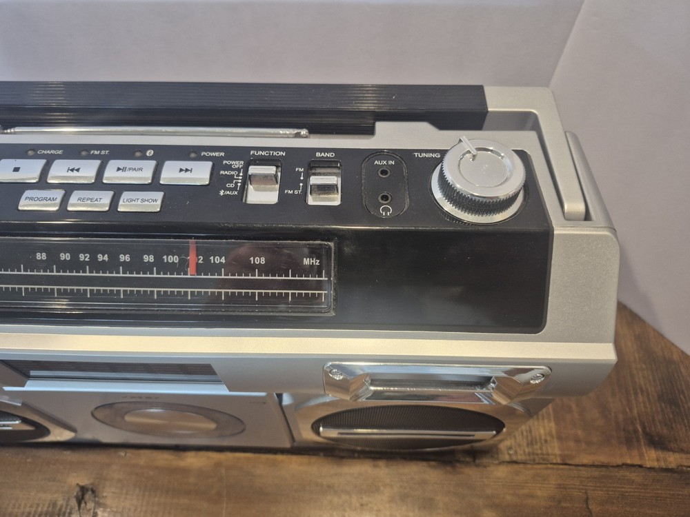 Studebaker ST2145 Master Blaster Bluetooth Boombox Radio