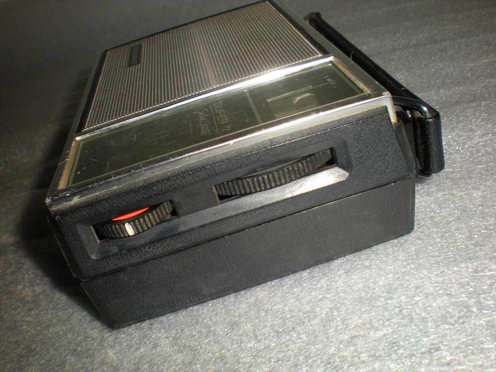 Vintage Panasonic Super 7 Solid State Transistor Radio R-1158