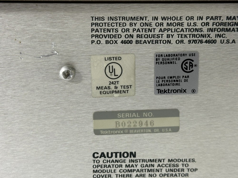 Tektronix 1230 ~ 32-Channel Logic Analyzer ~ Working / Broken Handle / READ