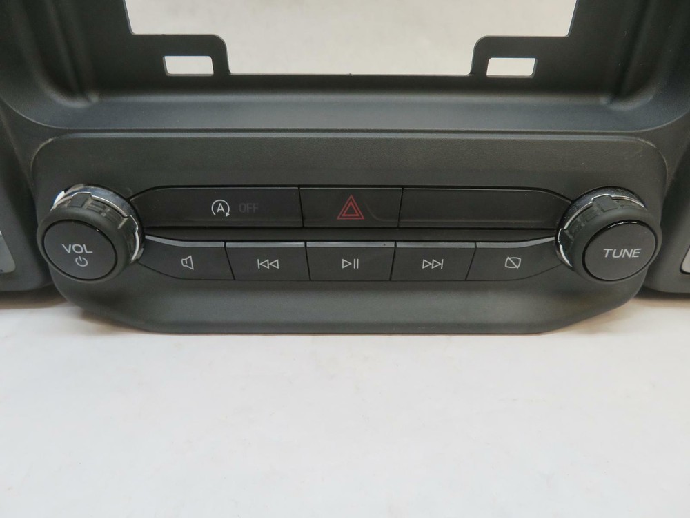 2021 FORD BRONCO CENTER STACK CONTROL PANEL BRACKET OEM M1PT-18K811-AD AIR VENT