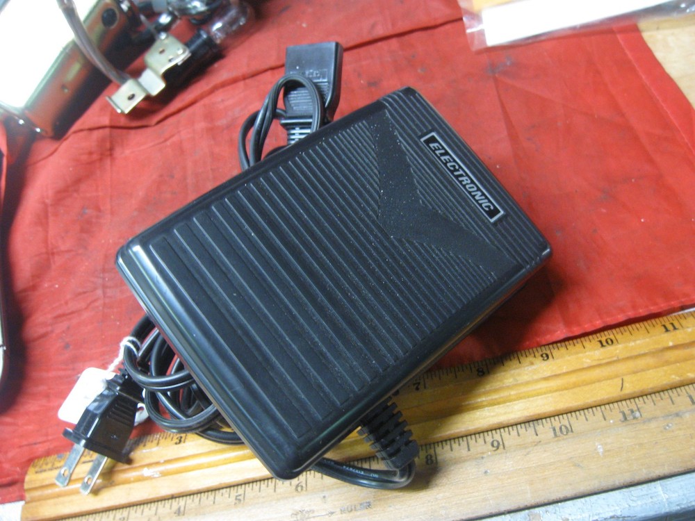 NECCHI 4575  Sewing Machine Foot Pedal Controller Vintage