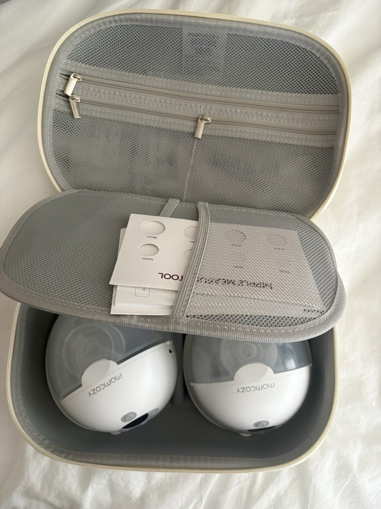 Momcozy M5 Wearable