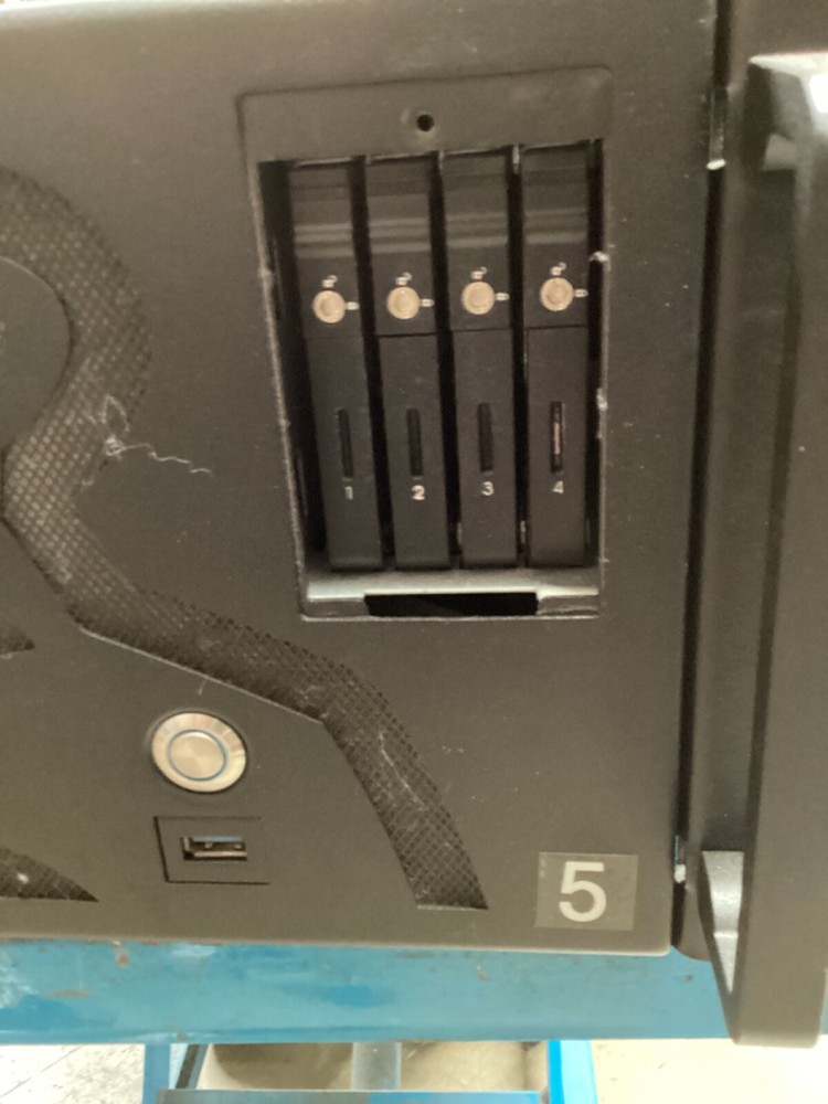 Green Hippo Boreal Media Server V4 Hippotizer