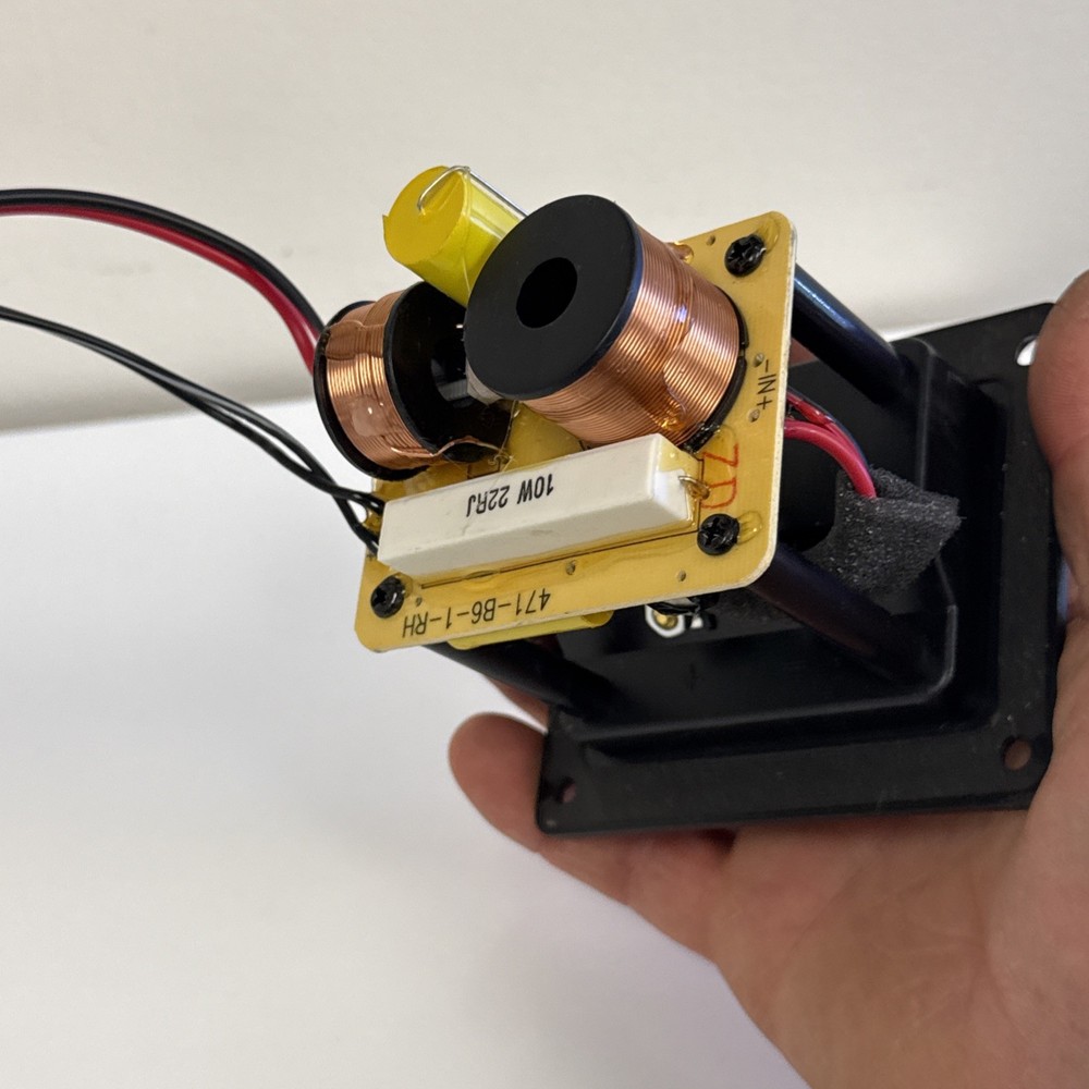 Elac Crossover from Elac db61-bk