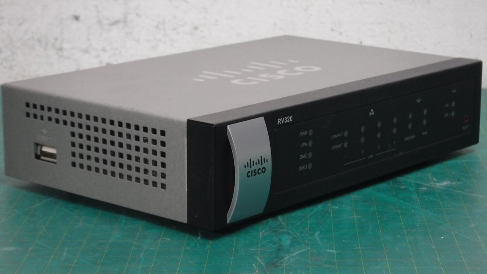 Cisco RV320 DUAL WAN VPN ROUTER