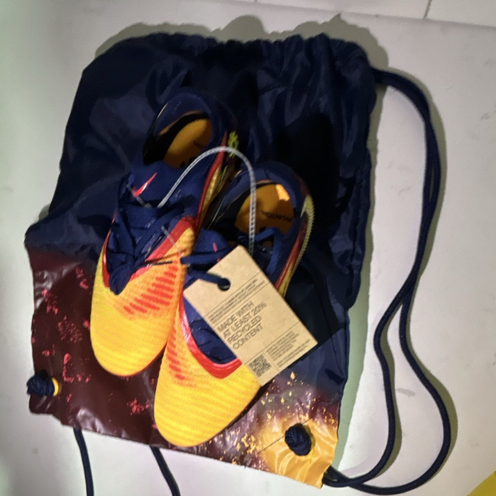 Nike Phantom Soccer Cleats Yellow/Blue with Drawstring Bag size 6