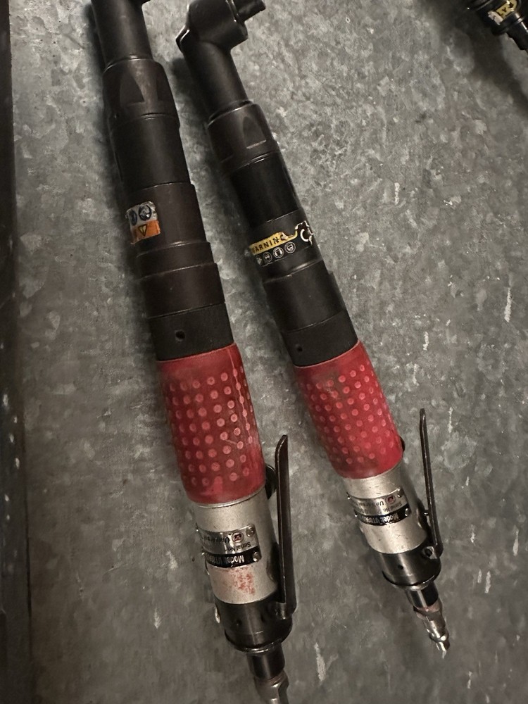 UNIVERSAL TOOL UT8961-2NR Adjustable Clutch Angle Nut Runner Auto Shutoff