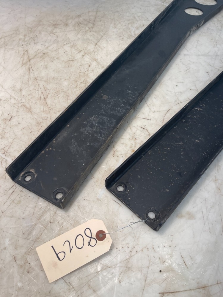 Case IH Patriot 3230 Sprayer Cooling Pack Brackets