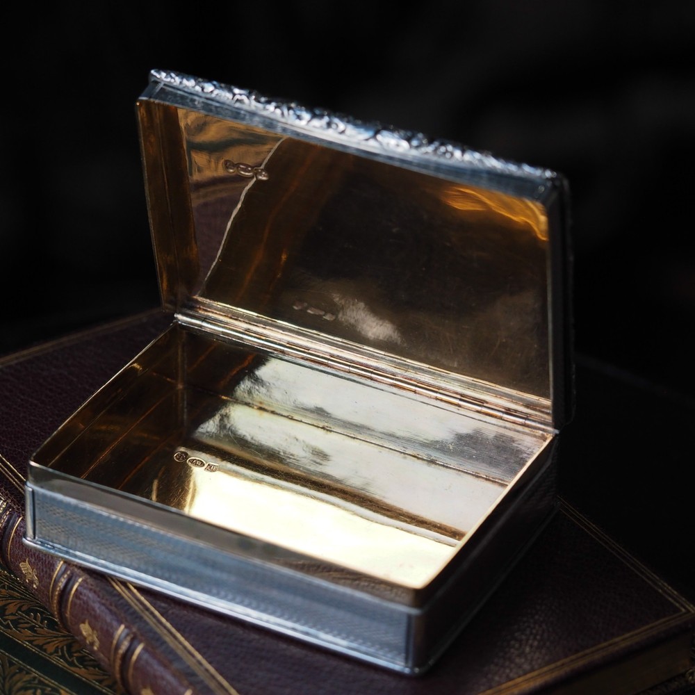 Antique Georgian Solid Silver Large Table Snuff Box - Joseph Willmore 1832
