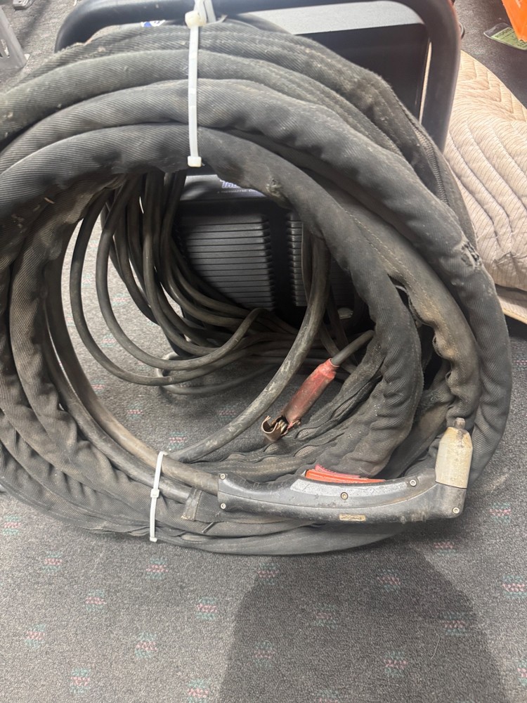 Thermal Dynamics Cutmaster 101 EXC CONDITION COMES WITH TORCH 45ft Plasma Cutter