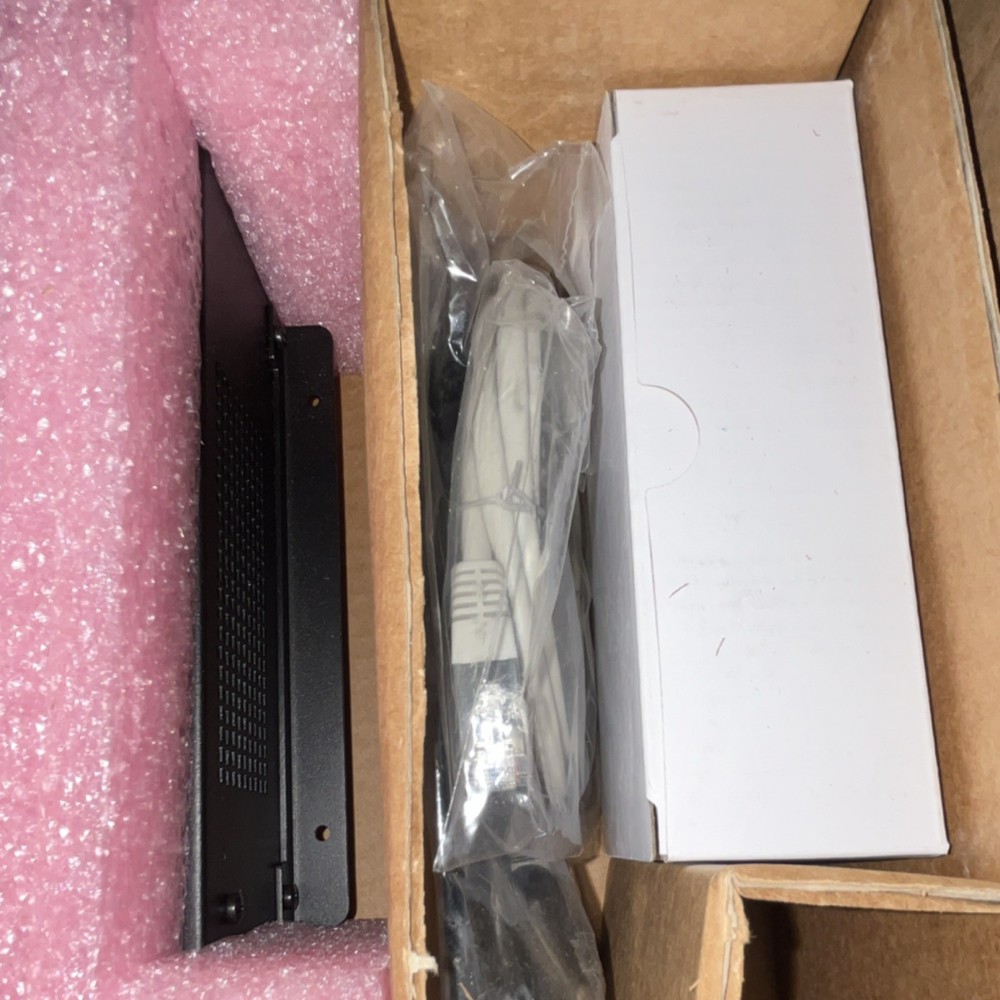 Verint EdgeVR 80 DVR Wired Black, Includes DVR Unit, Cables, Accessories