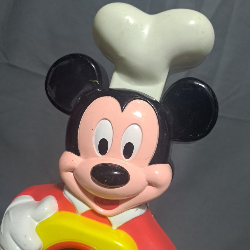 VTG Mickey Mouse Snow Cone Maker Shaved Ice
