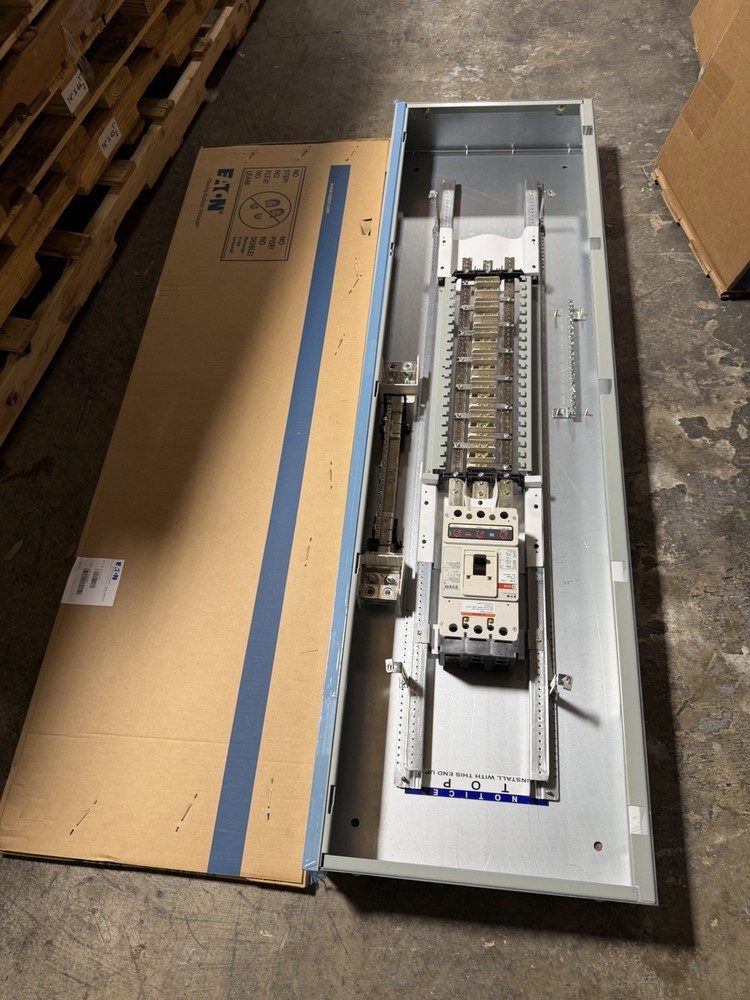 1-250 AMP 208/120V MAIN BREAKER PANELBOARD 42 SPACE 3PHASE 4WIRE COMPLETE PANEL