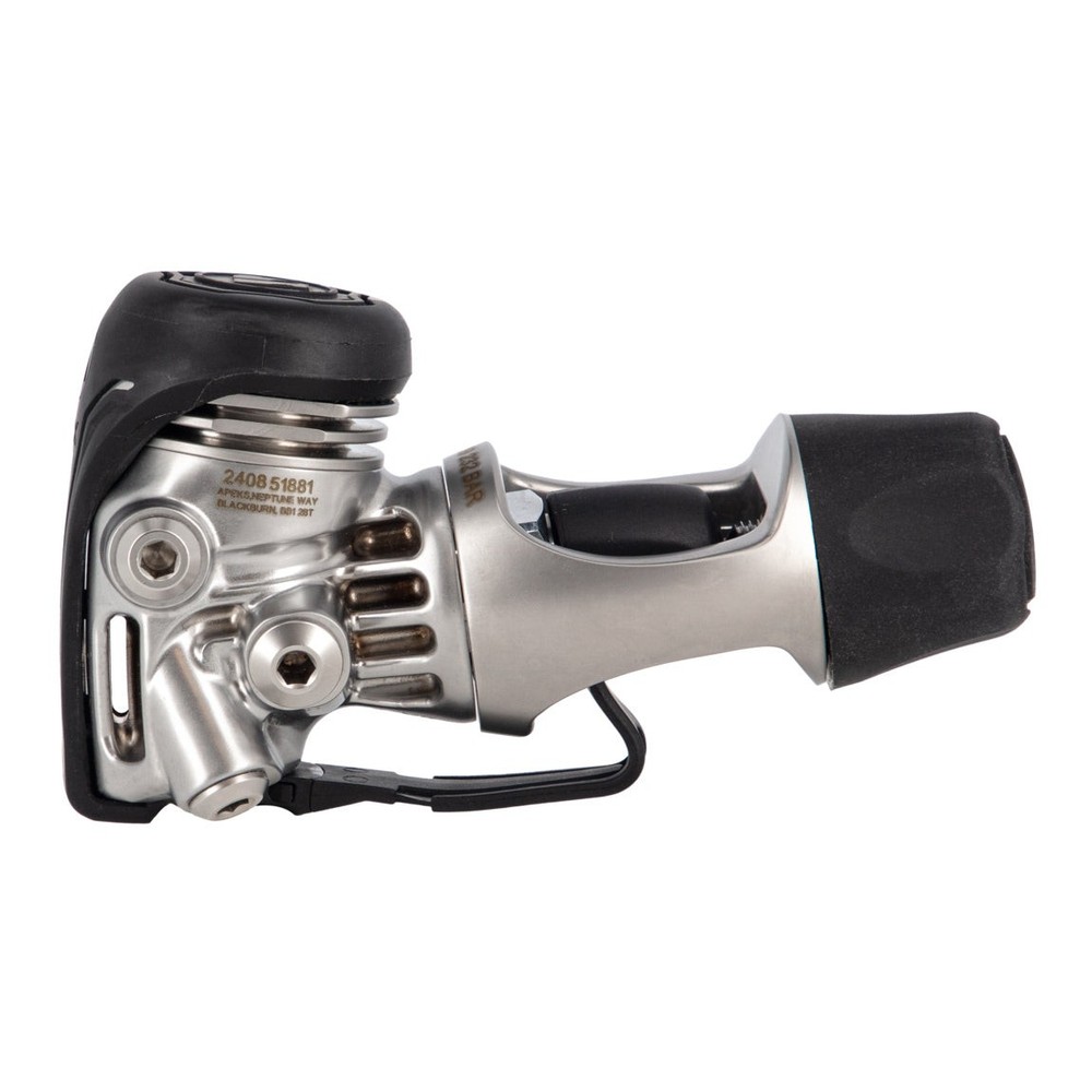 Apeks EVX 200 Regulator, Yoke