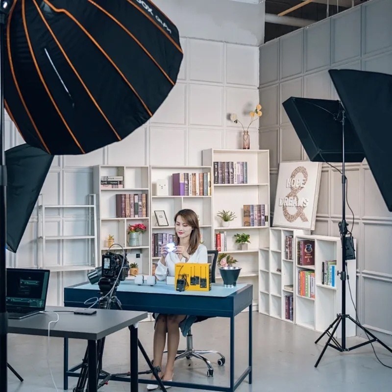 Vertical Flash Stand Bracket For Enhanced Stability During Photo Video