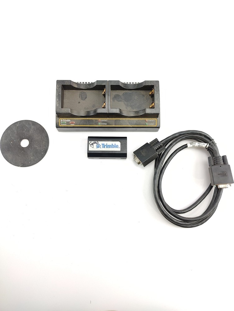 TRIMBLE R6 RECEIVER WITH CHARGER BASE AND CASE