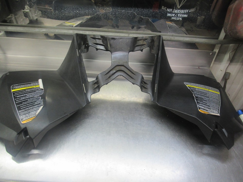 2016 Arctic Cat XF 8000 Crosstrek ES lower console