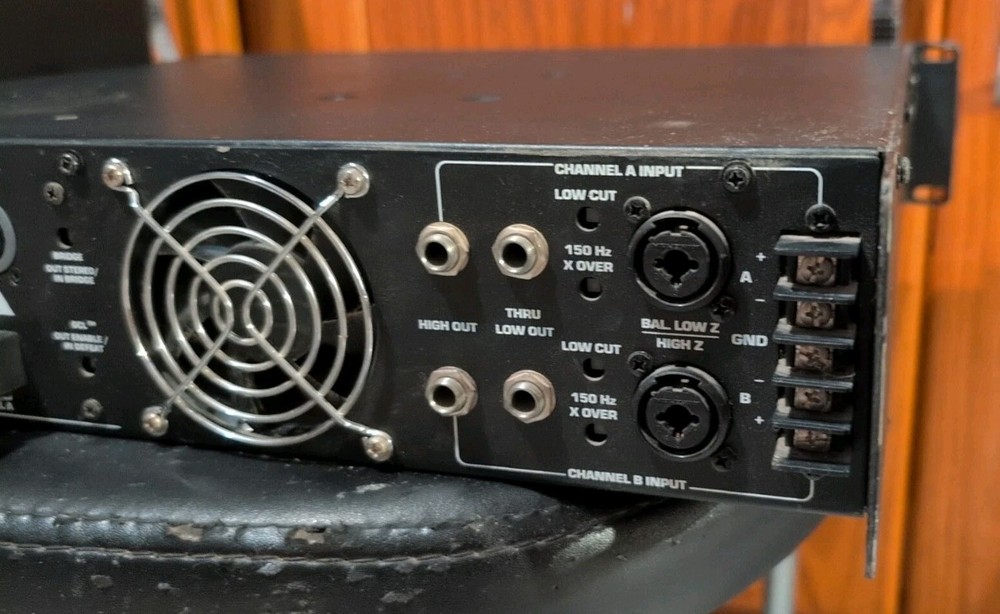 Crest Performance CPX 1500 Power Amplifier works great!