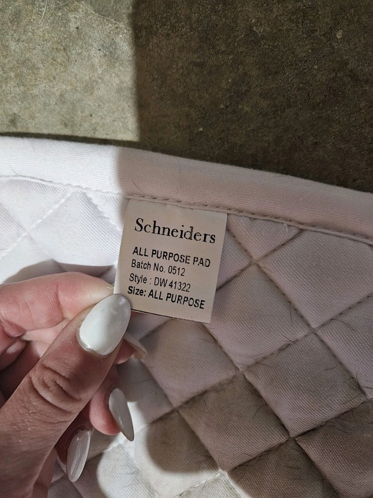 Schneiders White All Purpose Saddle Pad