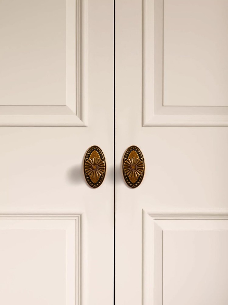 5 Pack Antique Brass Cabinet Knobs with Base Vintage Flat Drawer Pulls Kitche...
