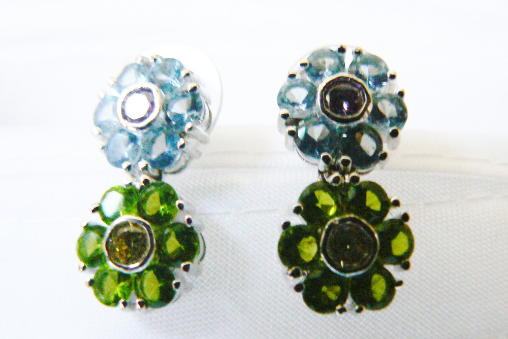 Pretty Silver tone & CZ double flower Green blue stud earrings