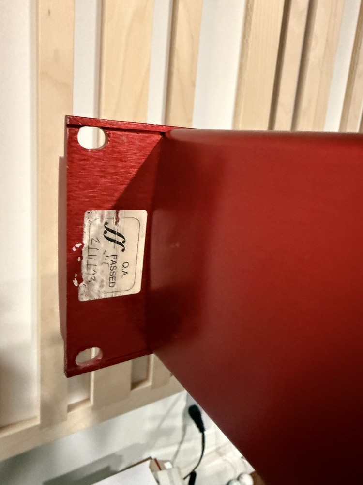 Focusrite Red 3 Compressor / Limiter + Transformers In And Out