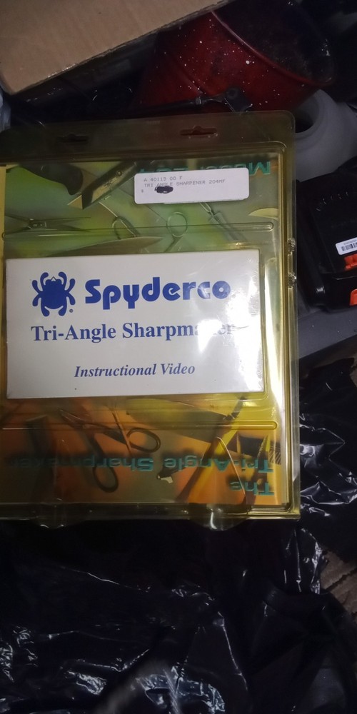 Spyderco Tri-Angle Sharpmaker 204MF Knife Sharpening System Fine Medium Grit Set