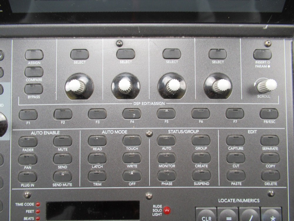 Mackie HUI Human User Interface DAW Surface Controller 9M1803 8-Channel