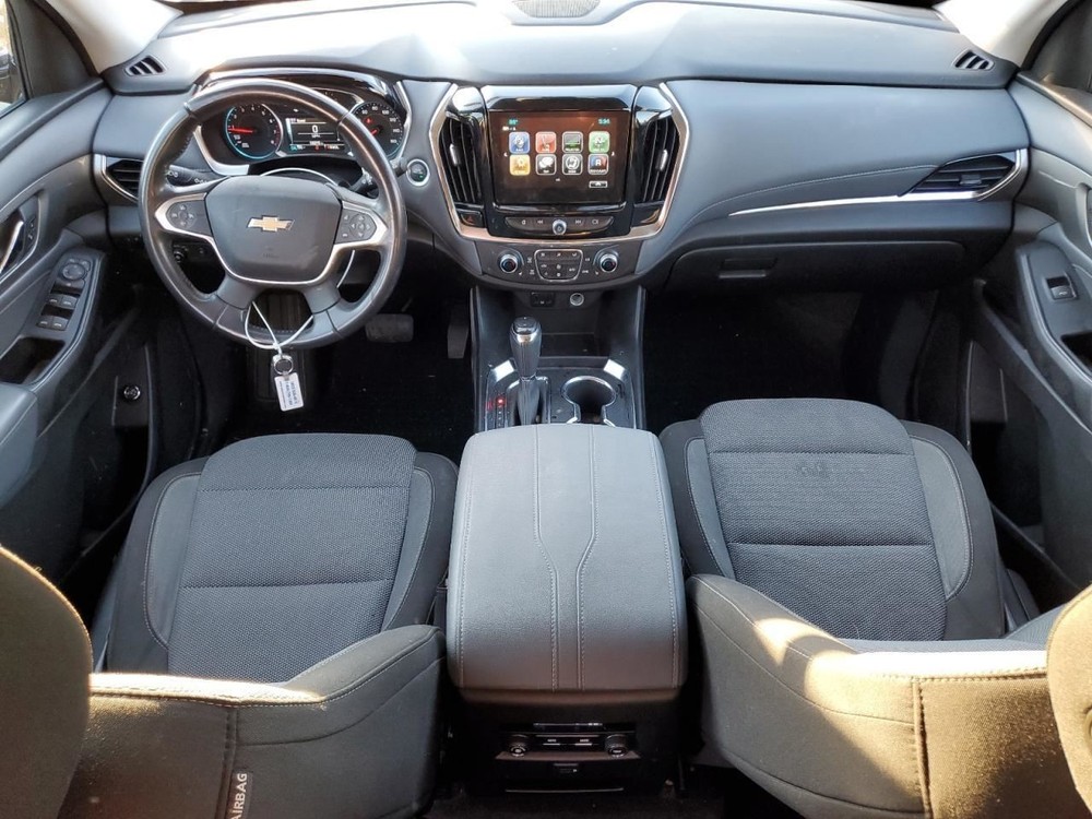 TRAVERSE 2018 Glove Box 4928972