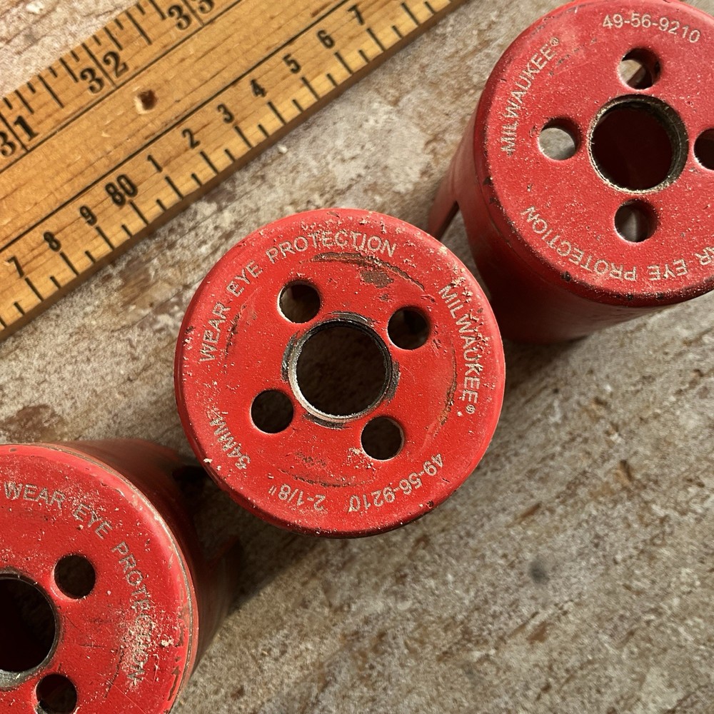 7 Milwaukee Hole Saws w/ Carbide Teeth & Plastic Hard Case & Sharpener
