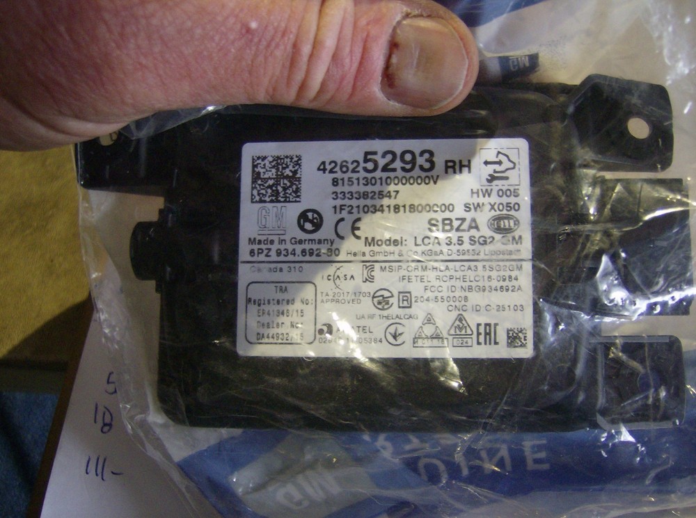 GENUINE GM 42625293 PASSENGER SIDE OBSTACLE DETECTION CONTROL MODULE