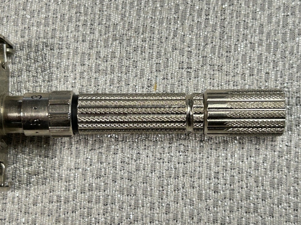 Vintage 1960s GILLETTE Adjustable Fat Boy Razor Case