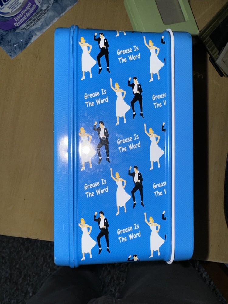 Grease METAL LUNCH BOX with Drink Container NECA