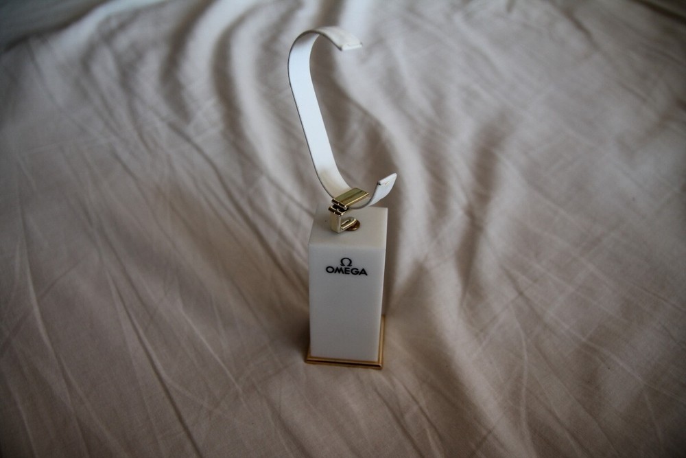 OMEGA - Original Vintage Stand Holder