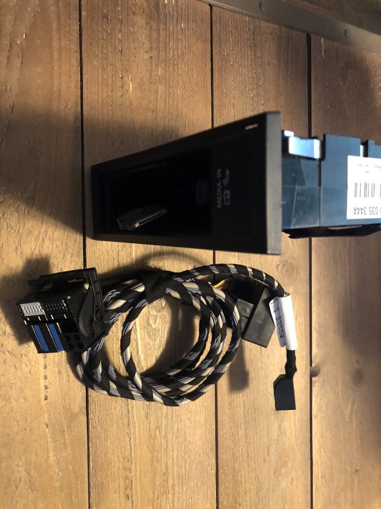 VW Volkswagen Media Device Interface (MDI) RNS510 RNS315 RNS