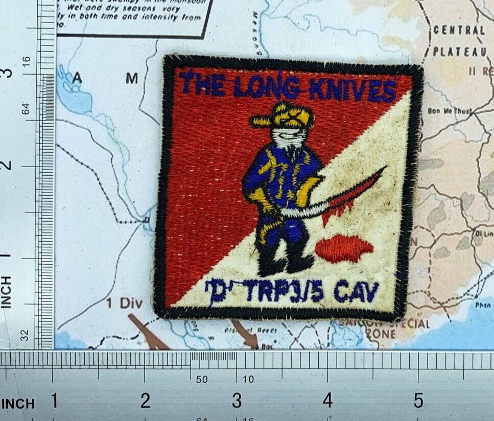patch , the long knives , d troop 3/5 cavalry patch , squadron patch , s4