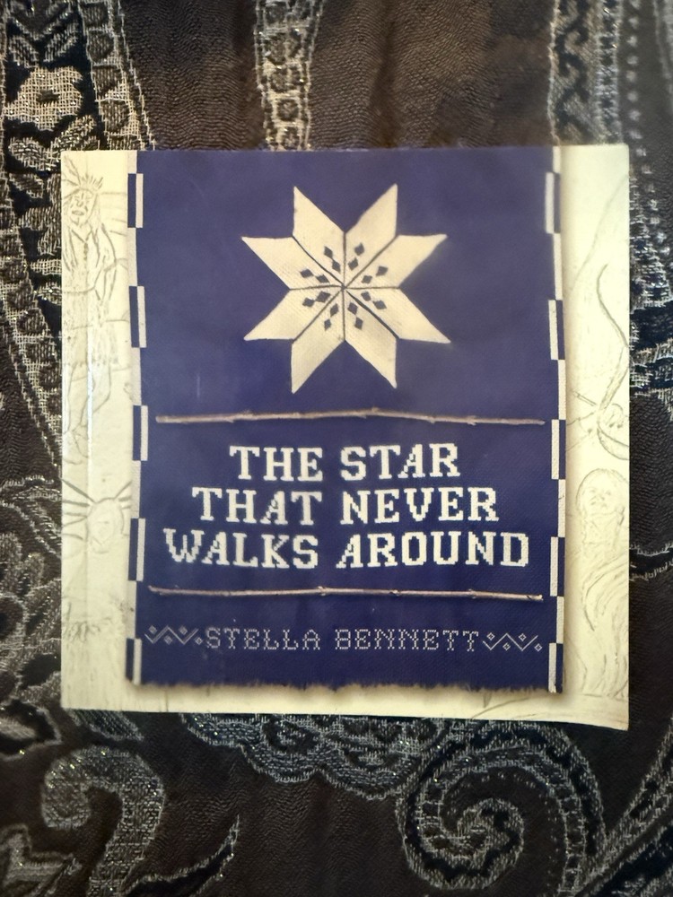 The Star That Never Walks Around Oracle Deck