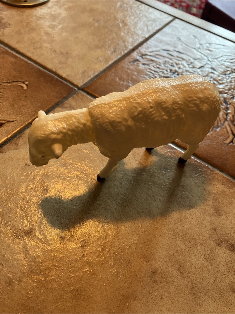 Plastic Nodding Sheep Societe 13x8cm