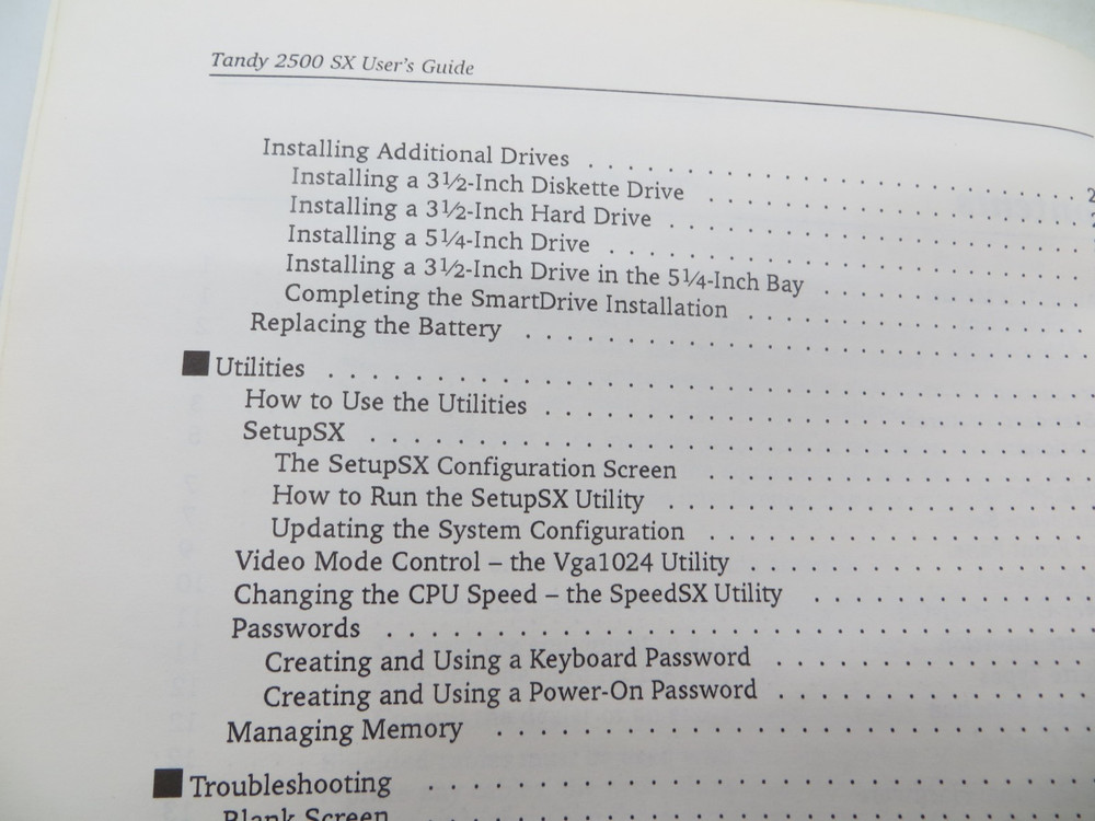 TANDY 2500 SX User's Guide (1991, Paperback) Vintage Computer Book